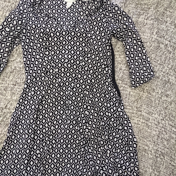 Mod flounce a line 3/4 length sleeve dress - Picture 6 of 6